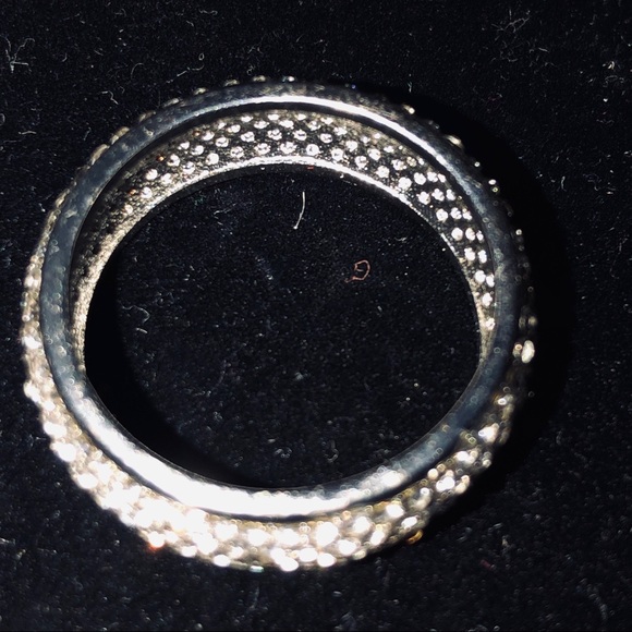 Beautiful band size 10 - Picture 1 of 2